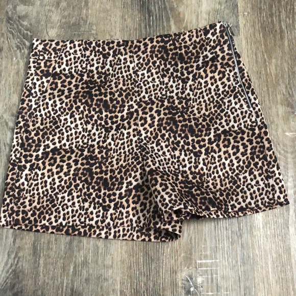 Leopard micro shorts - Picture 1 of 5